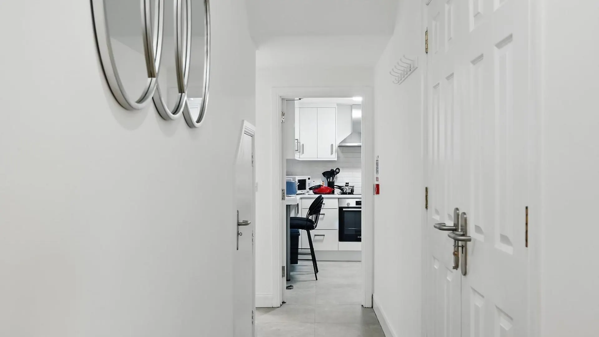 Central Flat 3 Bedroom, 2 Bathroom - Staybynumbers ベルファスト イギリス