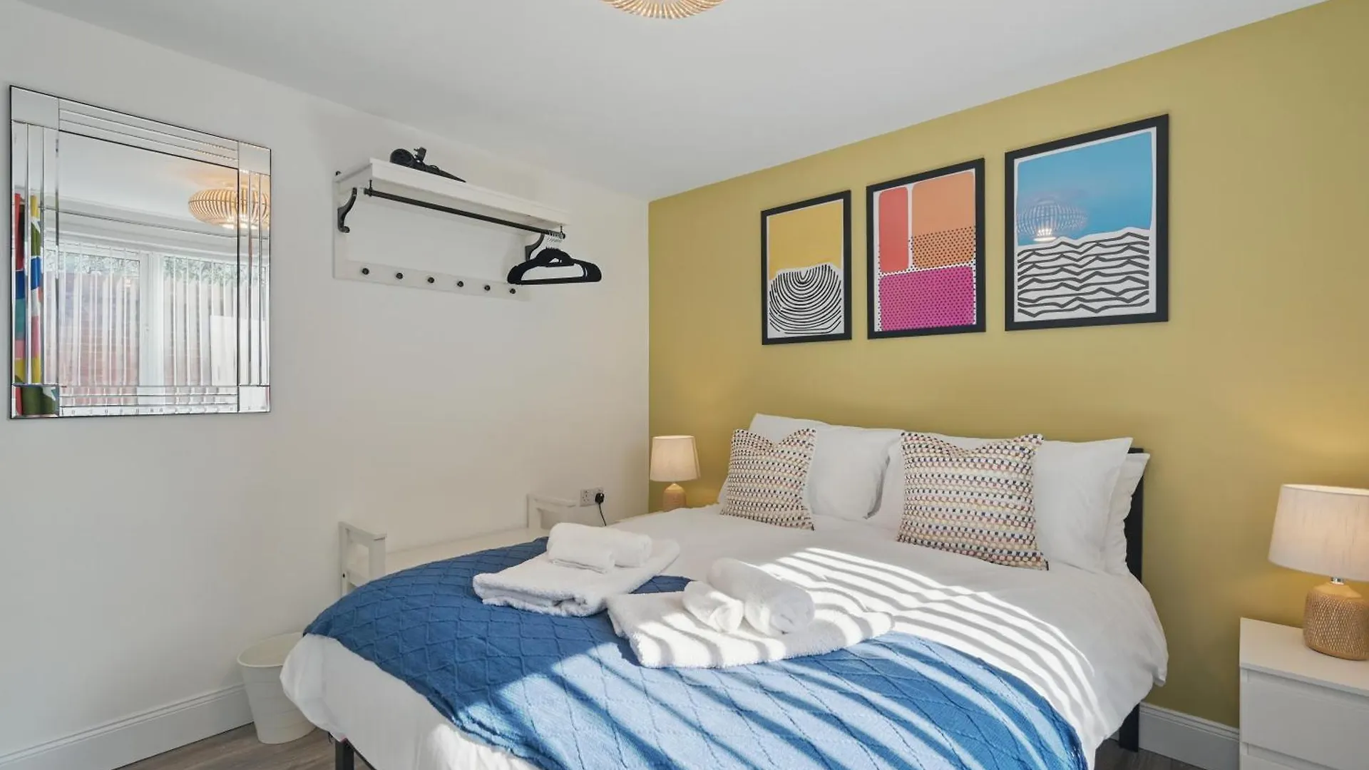 Central Flat 3 Bedroom, 2 Bathroom - Staybynumbers Μπέλφαστ
