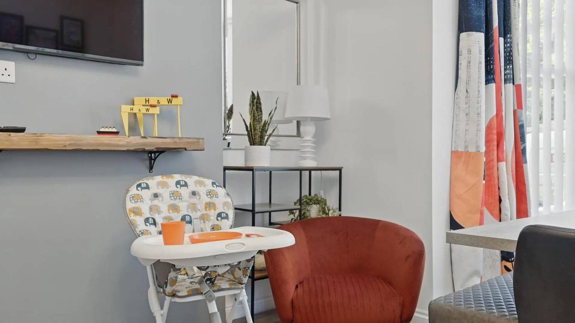 Central Flat 3 Bedroom, 2 Bathroom - Staybynumbers Μπέλφαστ 0*,